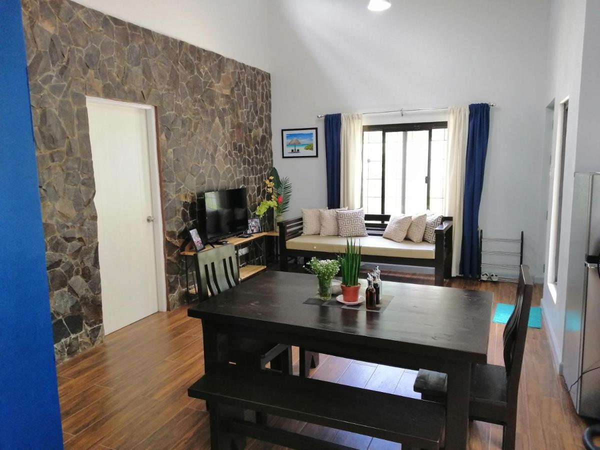 Blue Residence Tagaytay Tagaytay City Esterno foto